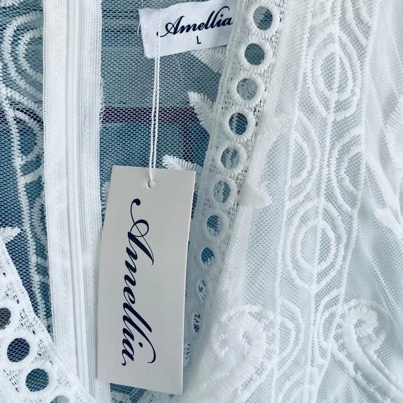 AMELLIA Bohemian White Lace Maxi Dress - Picture 10 of 16